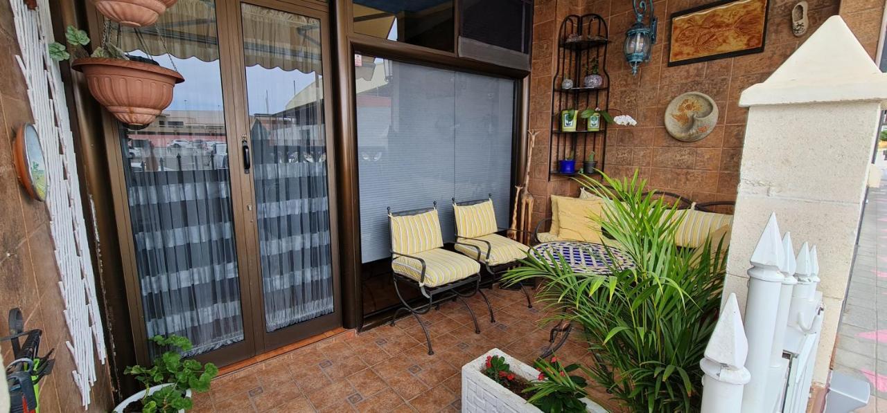 Alojamientos Momi Loft Corralejo Eksteriør bilde